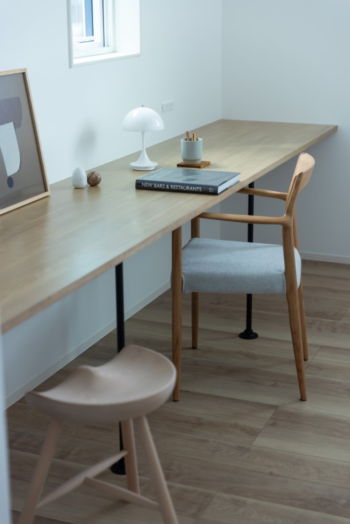 将来は壁を設けて個室にもできる「スタディスペース」を、現在はあえてオープンな書斎として活用。