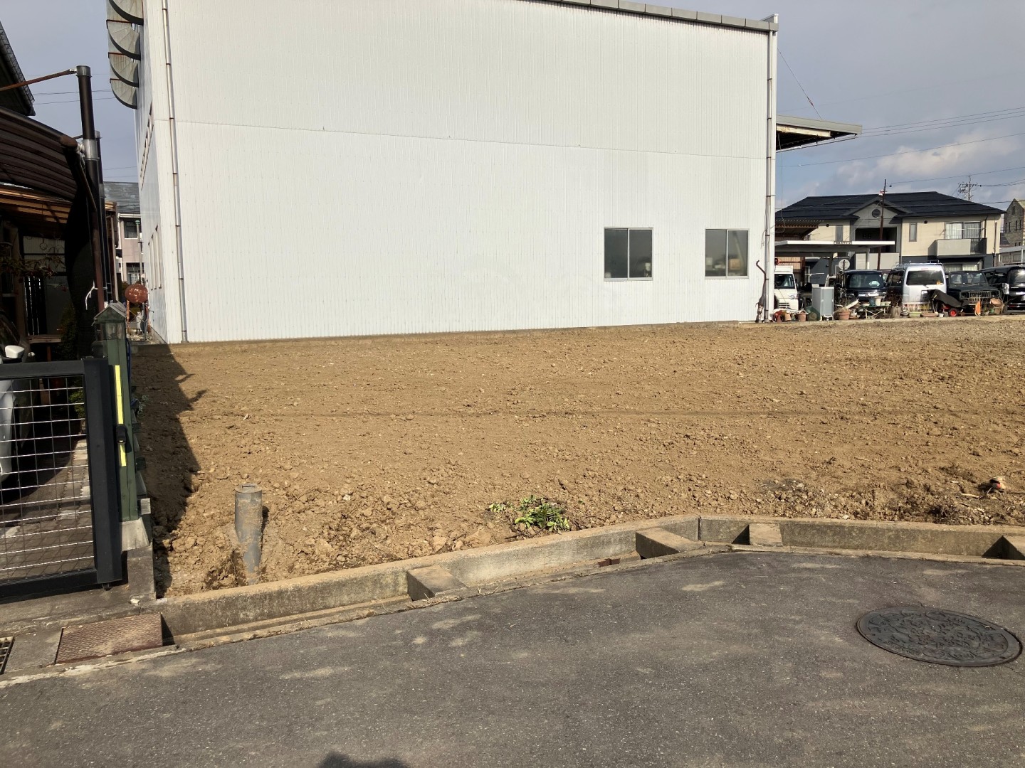 前面道路を含む現地写真