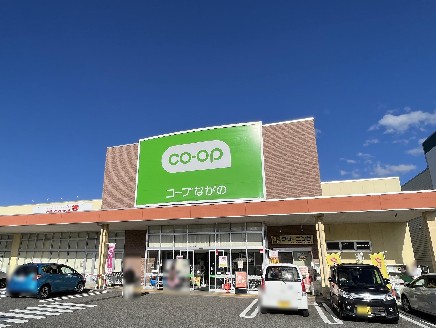 Aコープ安曇野豊科店 約380ｍ（徒歩約5分）