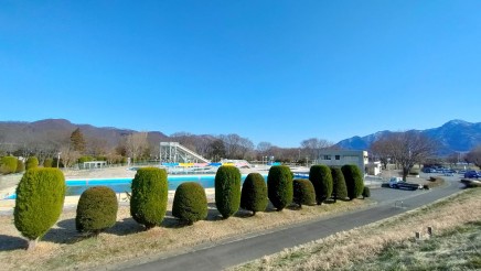 更埴中央公園 約700m 徒歩9分