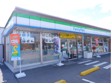 ファミリーマート上田塩田店まで1000m