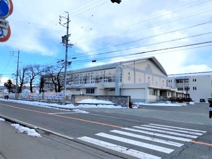 野沢中学校 1800m 徒歩23分