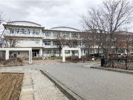 昭和小学校(1115m)