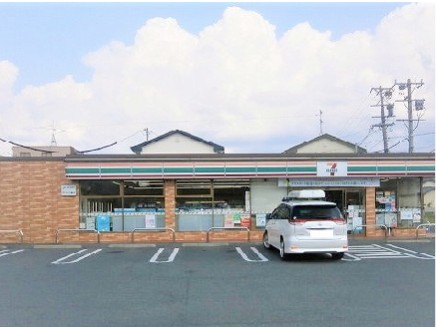 セブンイレブン柳原店 徒歩約4分(約300m)