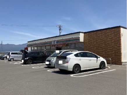 セブンイレブン 佐久野沢西店 徒歩5分(約350m)