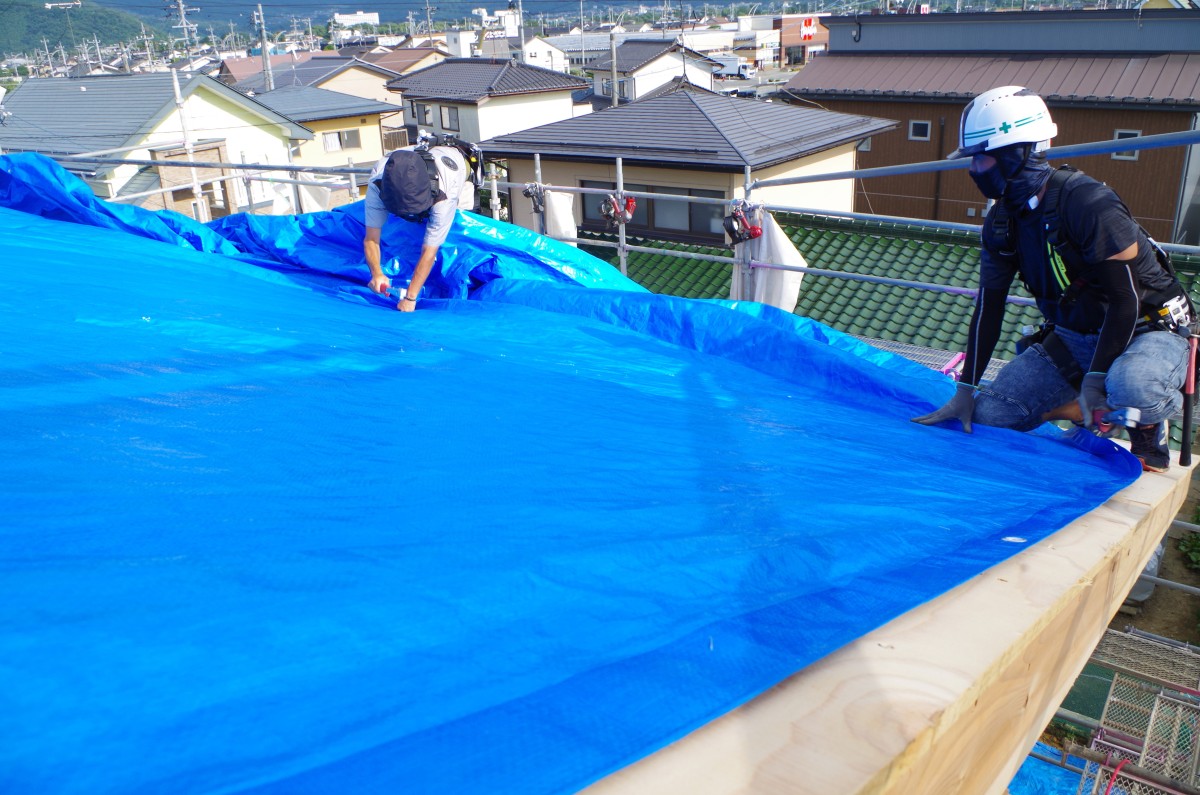 屋根の養生