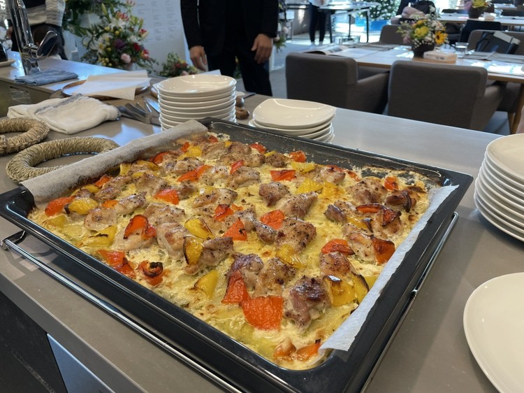 ミーレオーブンでクリスマスにぴったりのメニューを3品同時調理