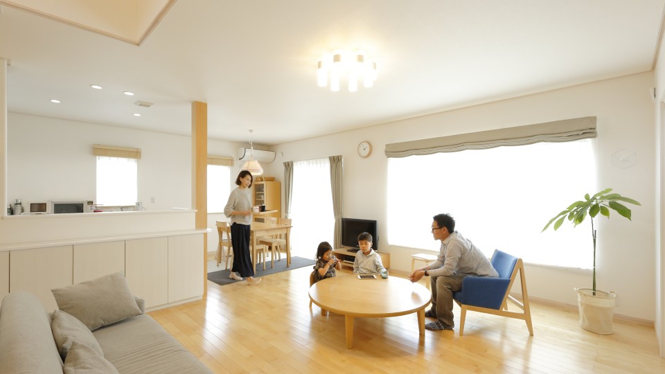 家具や照明も北欧テイストにこだわった住まい